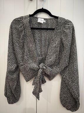 Polly Black and White Tie-Front Puff Sleeve Blouse